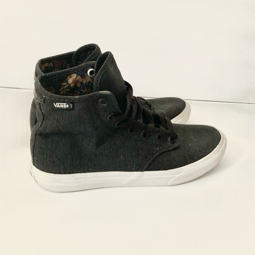 Van off the wall Hi-Top shoes